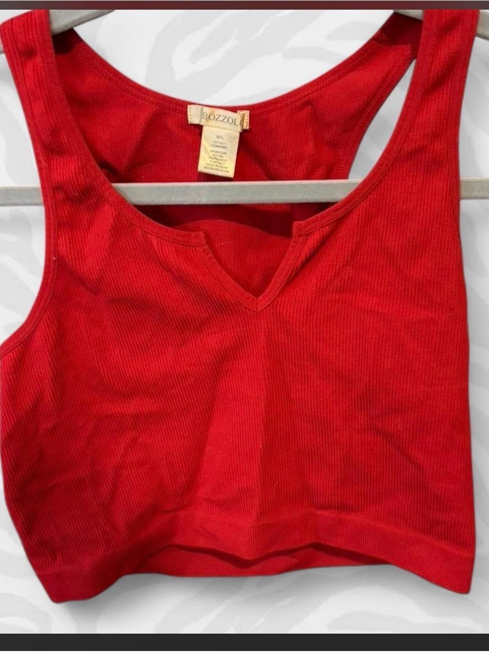 Bozzolo Red Ribbed V-Notch Tank